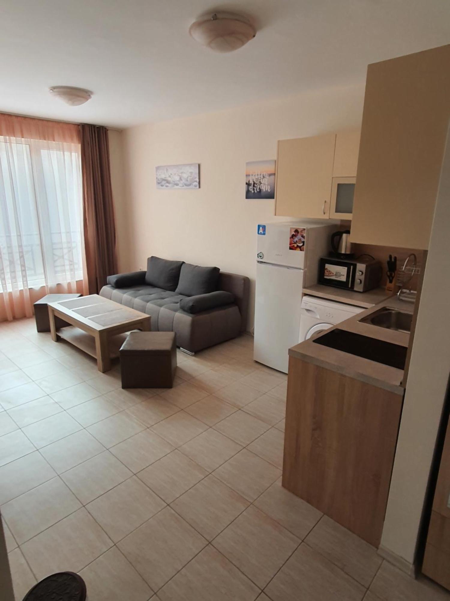 Таня 10 Apartment Pomorie Exterior foto